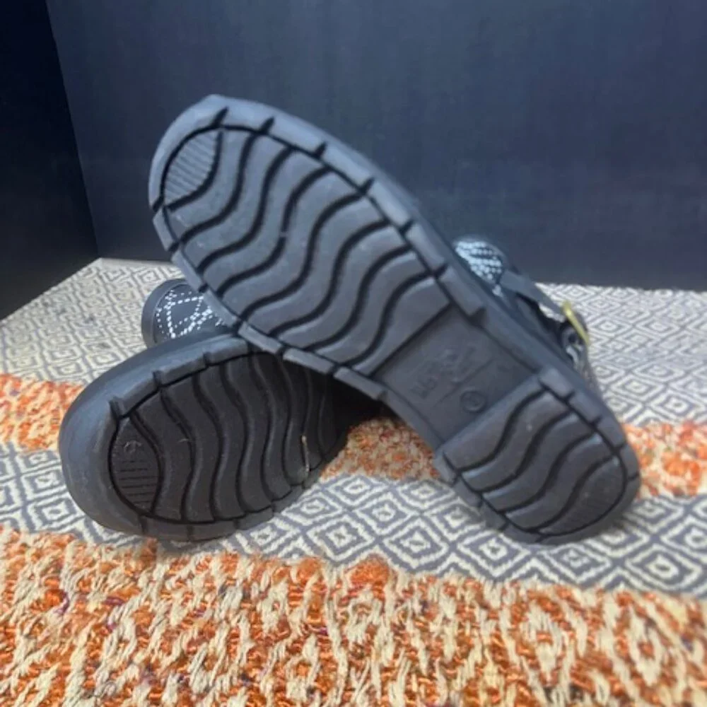 Western Chief Chelsea Rubber Boots Woman's Size 7 NWOT - Picture 5 of 13